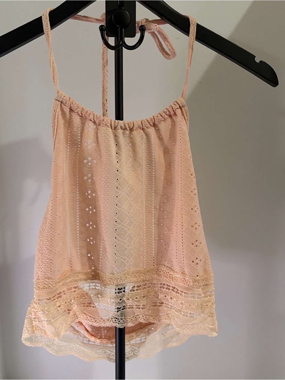 SHEIN Peach Lace-Trim Spaghetti Strap Cami